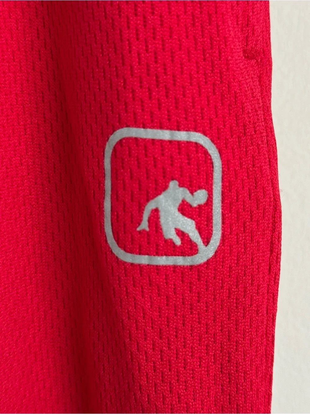 AND1 Basketball Shorts Mens Large Red Mesh Gym Athletic 11 Inseam NWT Striped